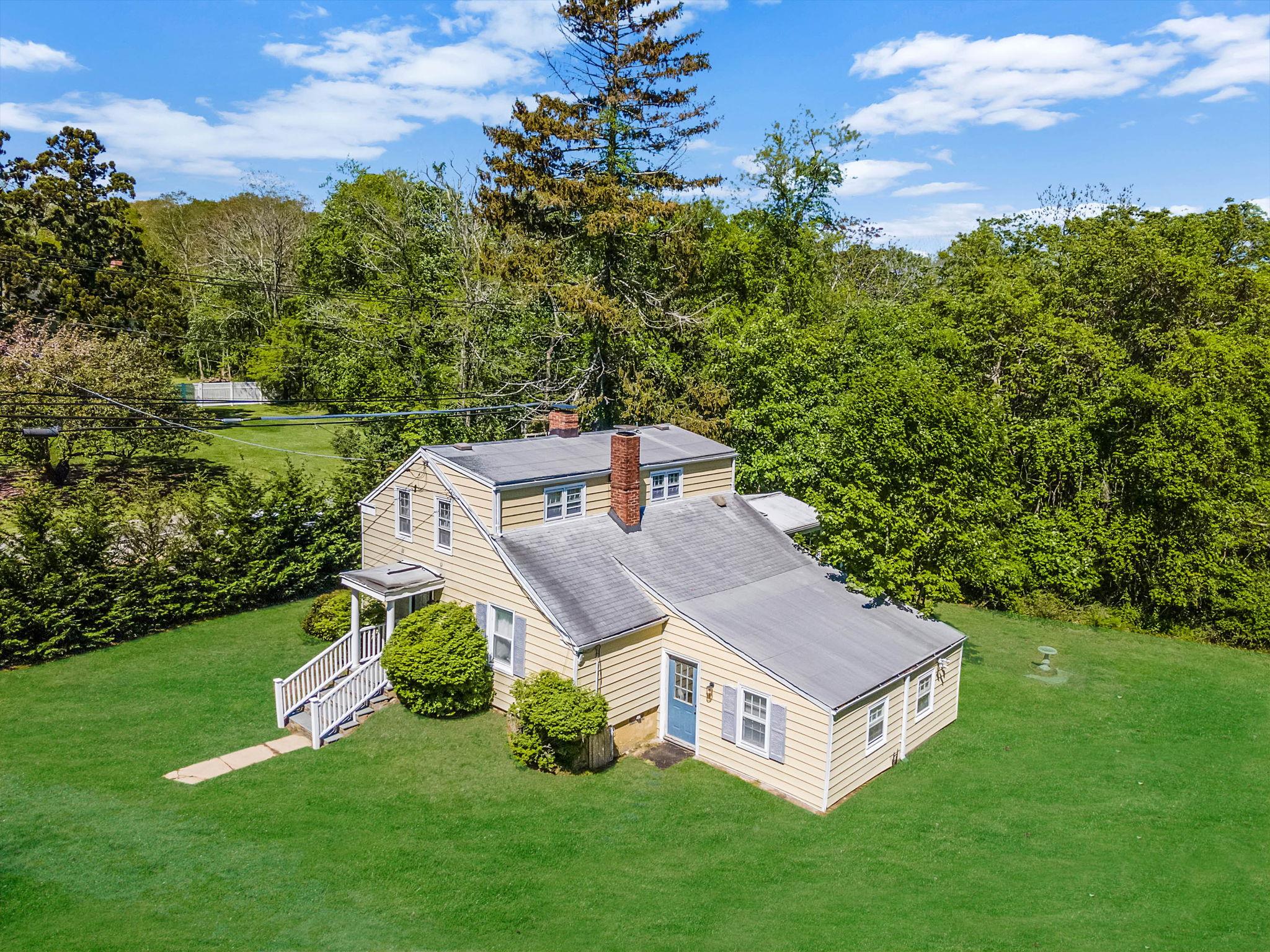 1680 N Sea Road, Southampton, New York image 11