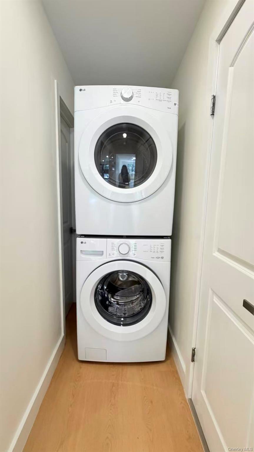 Photo of 140-44 34 Avenue #3D, Flushing, NY 11354 (MLS # 1065480)