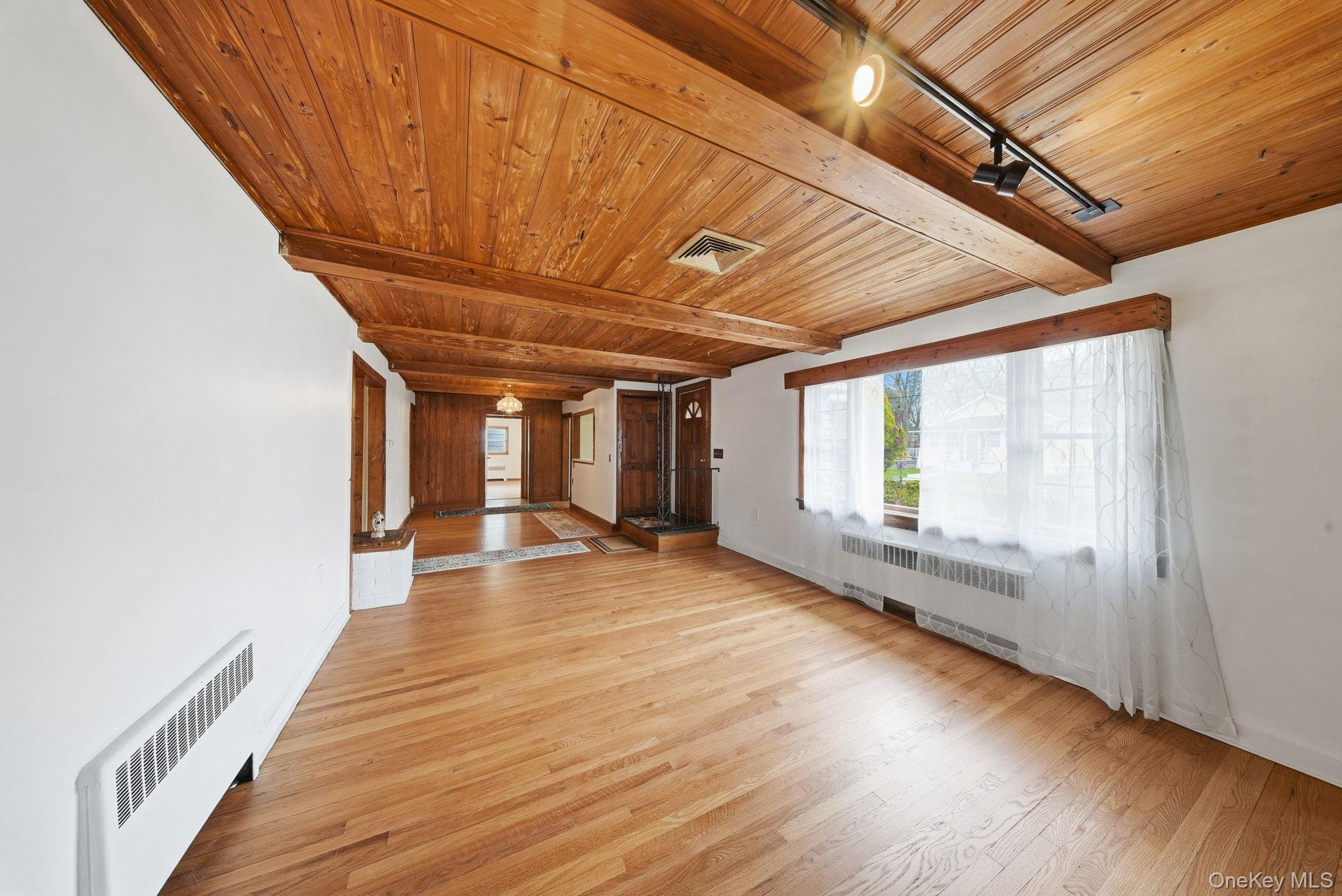 11 5th Avenue