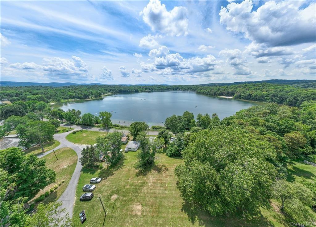 60 Hibiscus Circle #60, Hopewell Junction, New York image 7