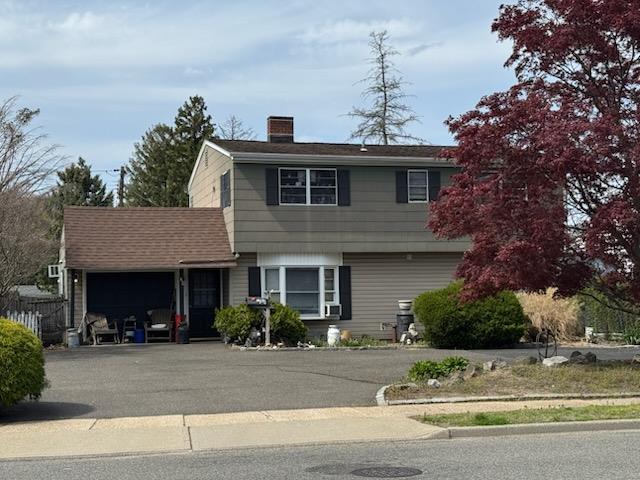 82 Scooter Lane, Hicksville, New York image 2
