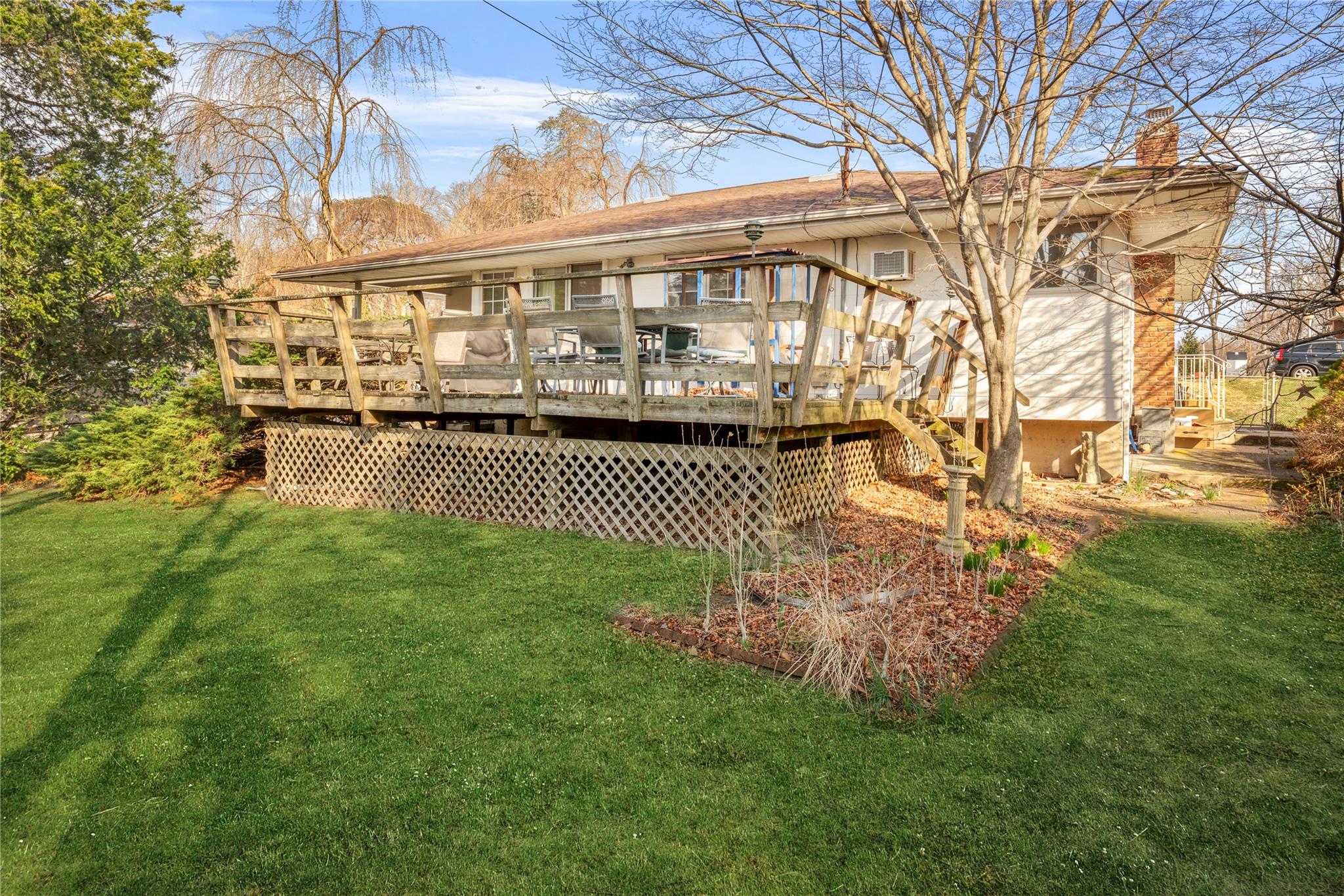 22 Eagle Lane, Hauppauge, New York image 13