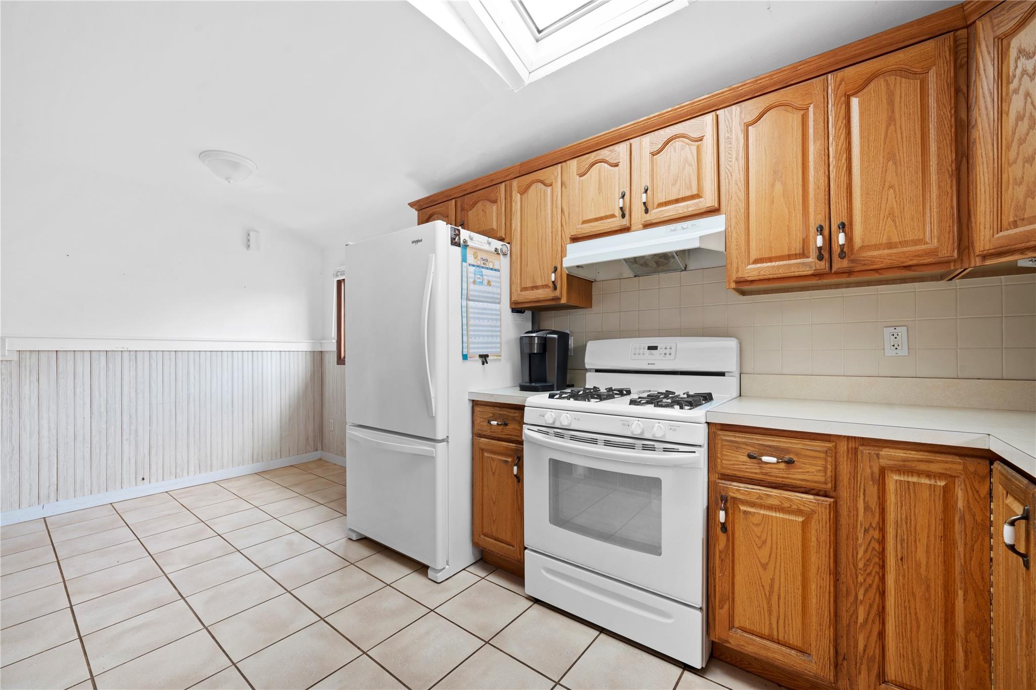 22 Eagle Lane, Hauppauge, New York image 6