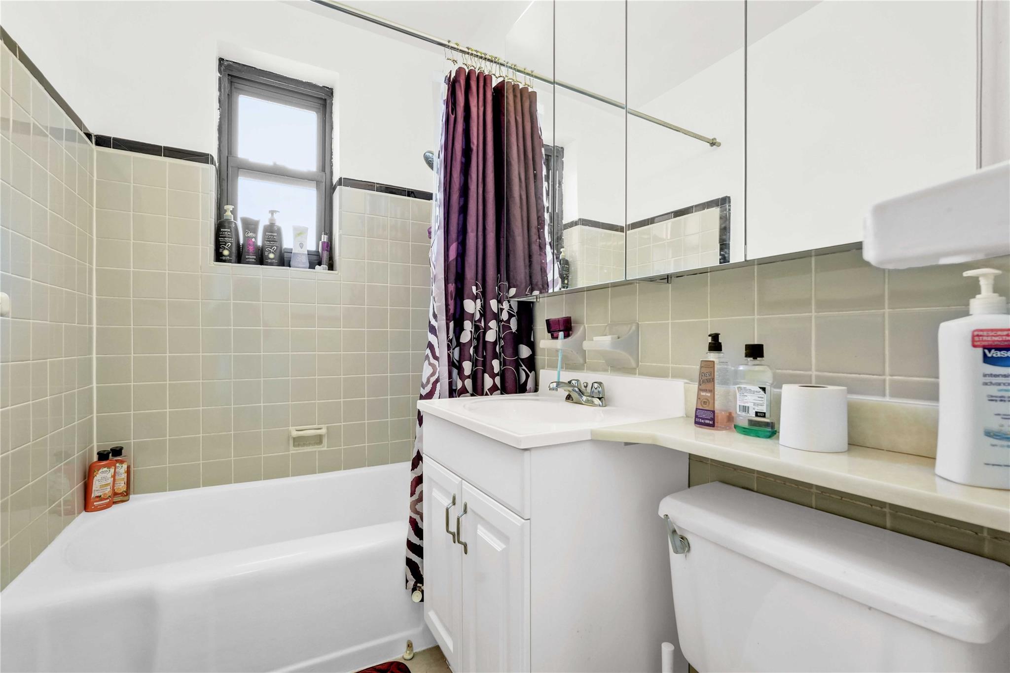 26-25 141 Street #6A, Flushing, New York image 12