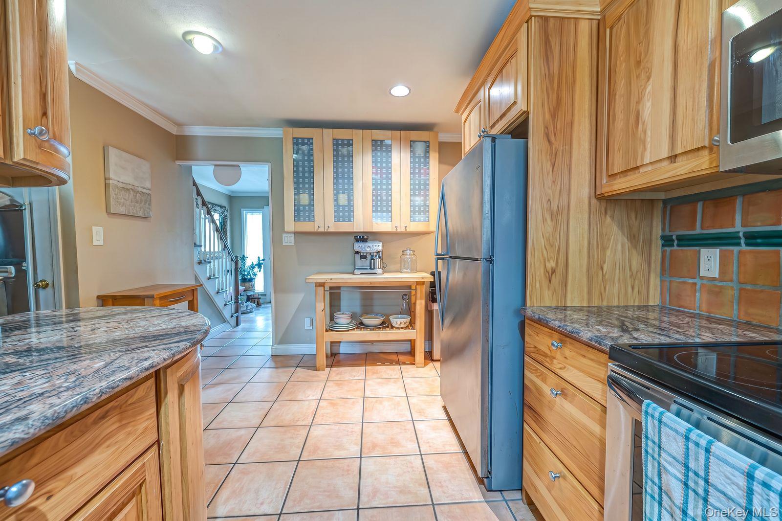 313 Waterside Road