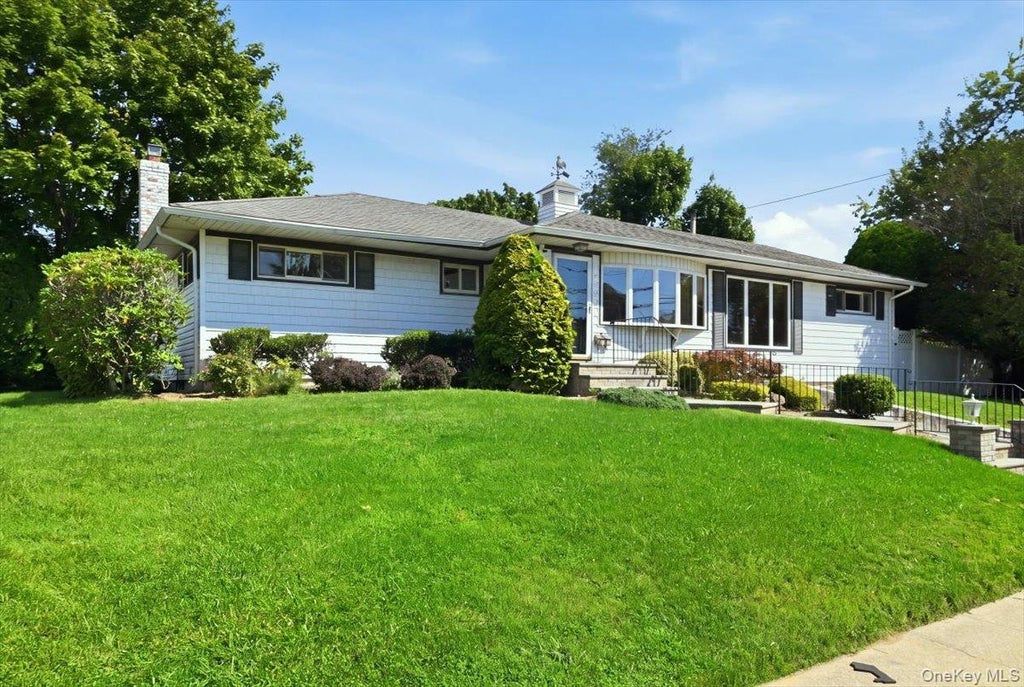 Photo of 3695 Waverly Avenue, Seaford, NY 11783 (MLS # 1043345)