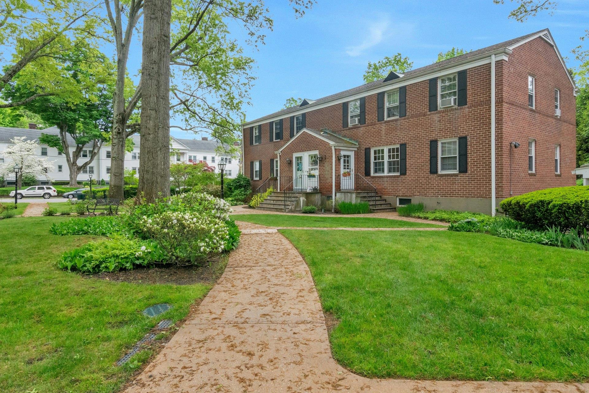 293 Manville Road #1H, Pleasantville, New York image 3