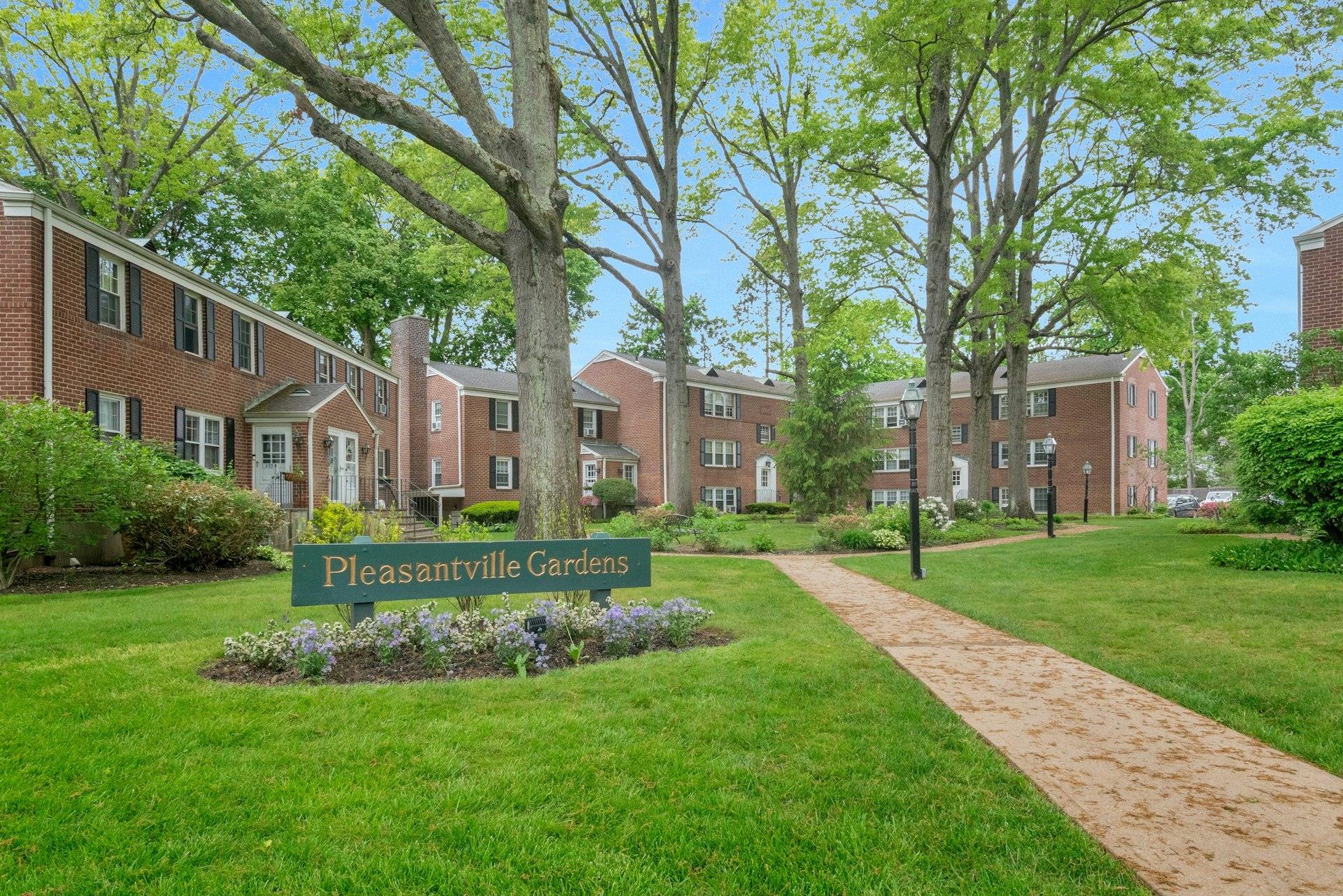 293 Manville Road #1H, Pleasantville, New York image 1