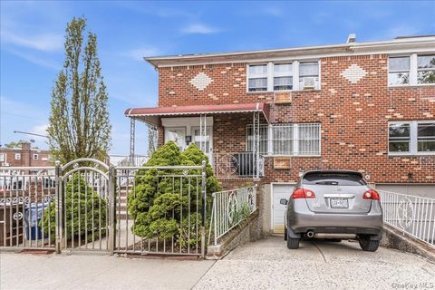 Multifamily For Sale - 8950 Pontiac Street<br/> Queens Village, NY 11427