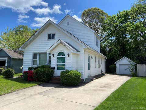 Multifamily For Sale - 39 Munson Place<br/> East Rockaway, NY 11518