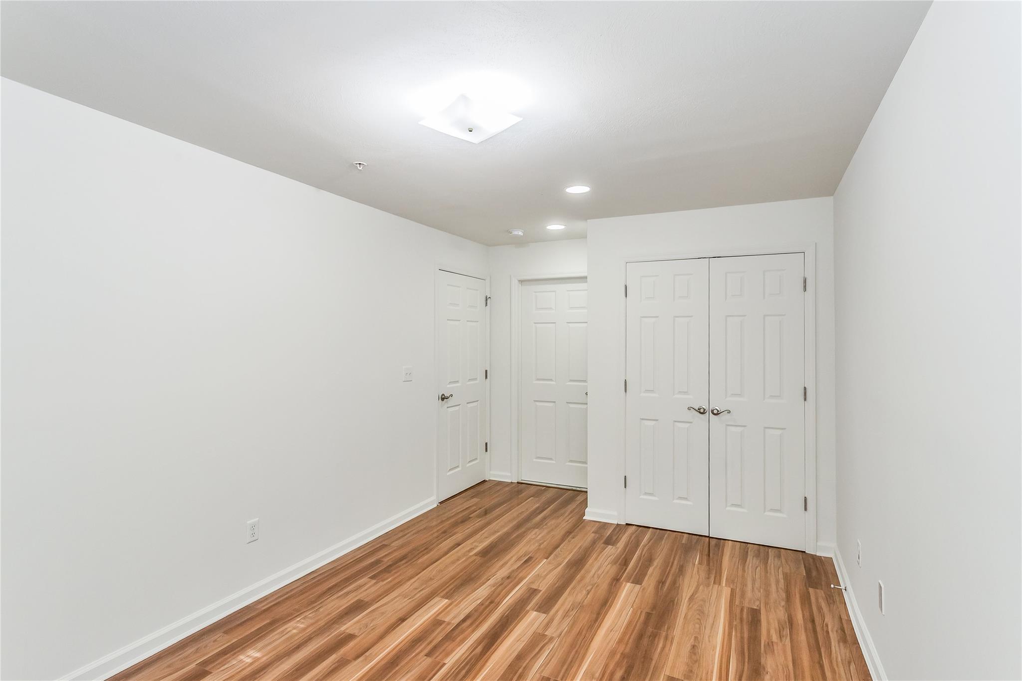 1011 Willow Lane, Valley Stream, New York image 16