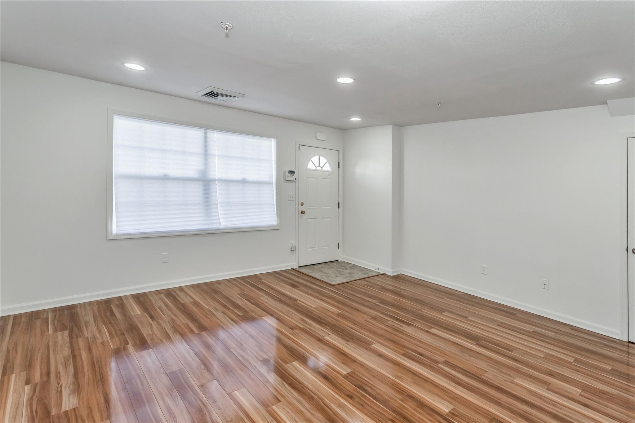 1011 Willow Lane, Valley Stream, New York image 6