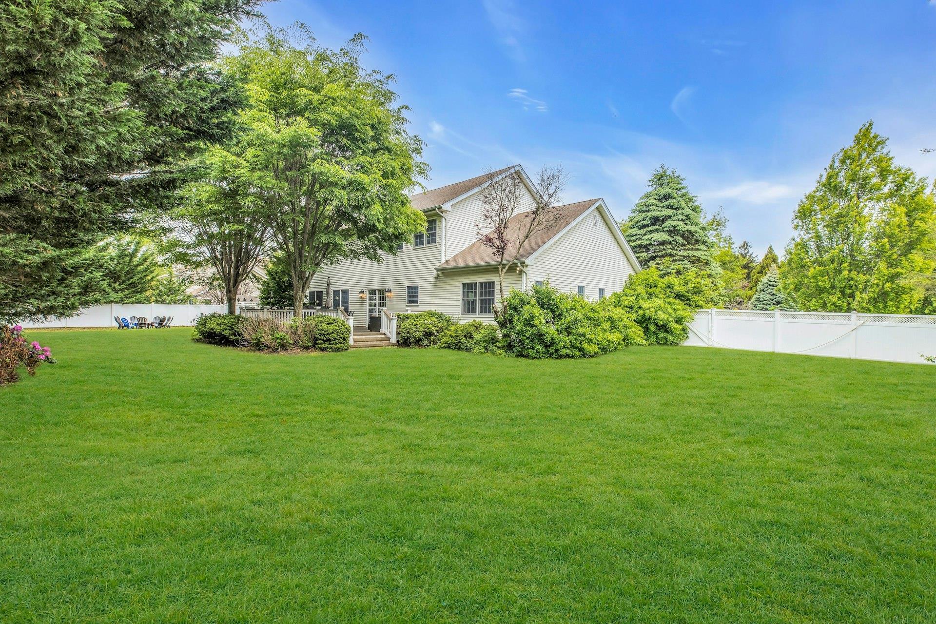 6 Esteves Court, Melville, New York image 29