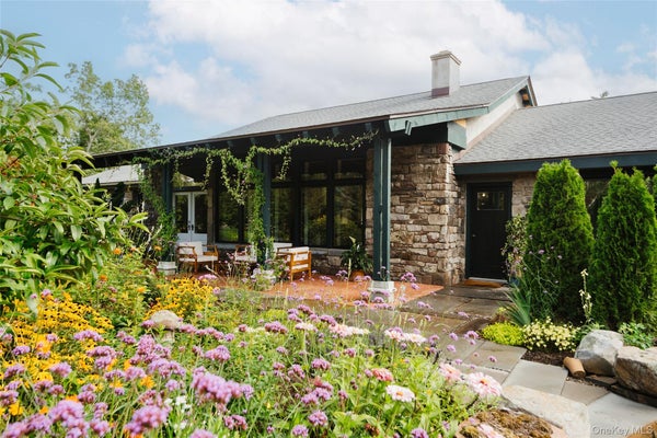 764 LAPLA RD, KINGSTON, NY 12401 - Image ddbd9db53ba4cd3fe25b2ee791dcbef9/3147614802