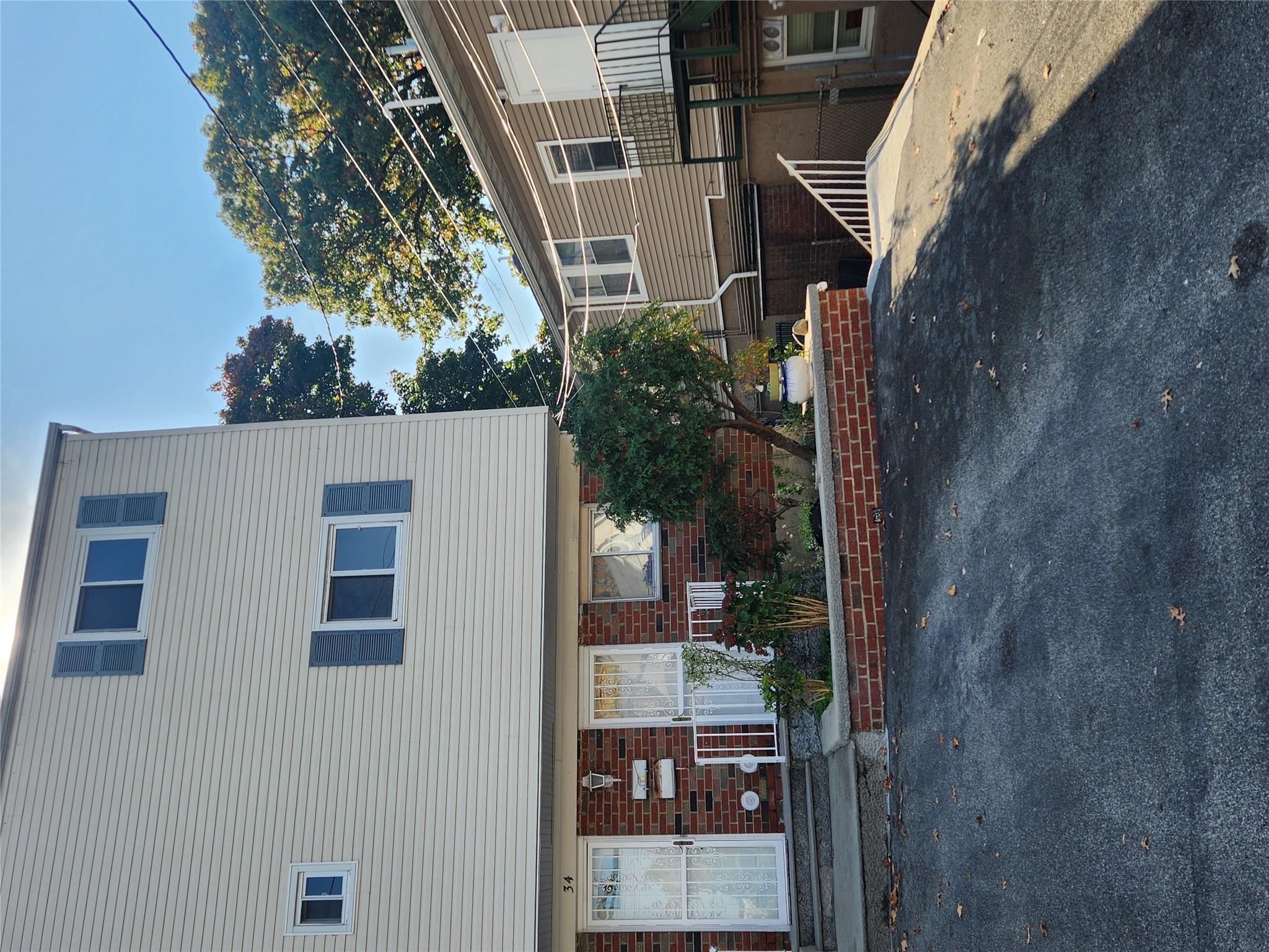 Rental Property at Lockwood Avenue, Yonkers, New York - Bedrooms: 3 
Bathrooms: 2  - $3,500 MO.