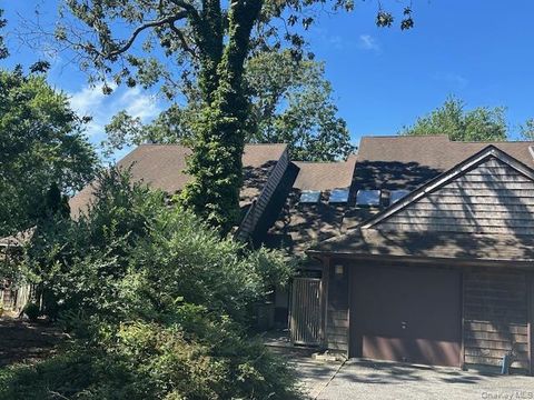 Homes For Sale - 102 Pepperidge Lake Road<br/> Eastport, NY 11941