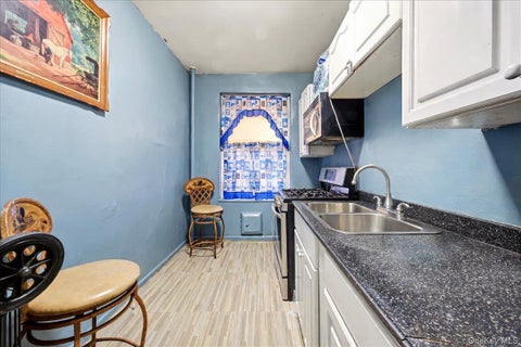 Homes For Sale - 1974 Lafontaine Avenue #2E<br/> Bronx, NY 10457
