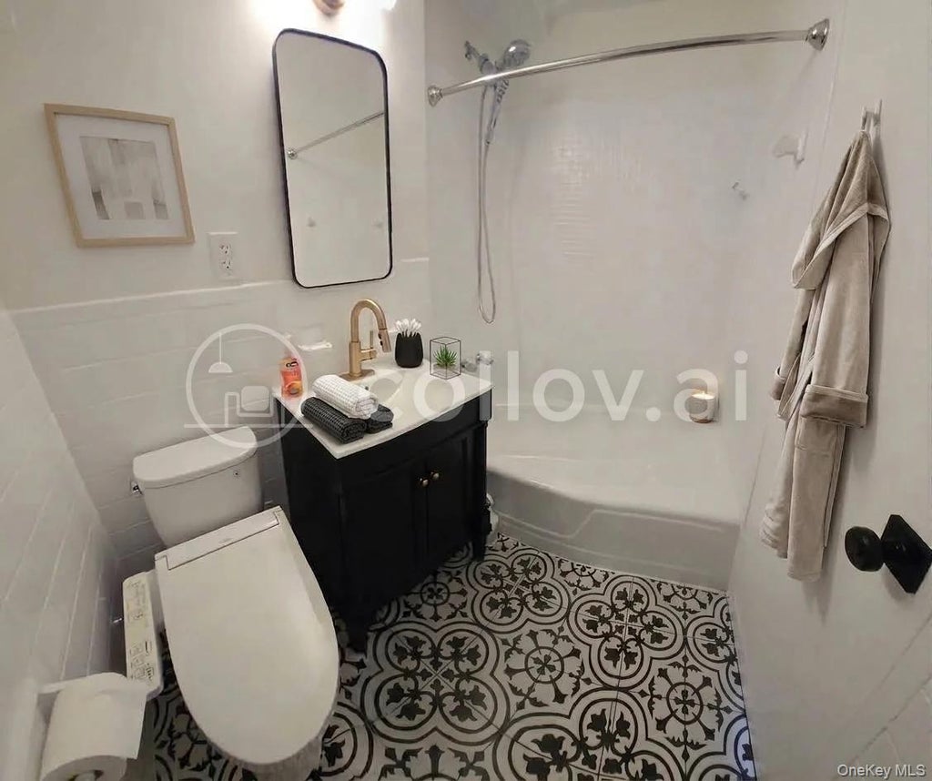 Photo of 107-40 Queens Boulevard #12C, Forest Hills, NY 11375 (MLS # 1048132)