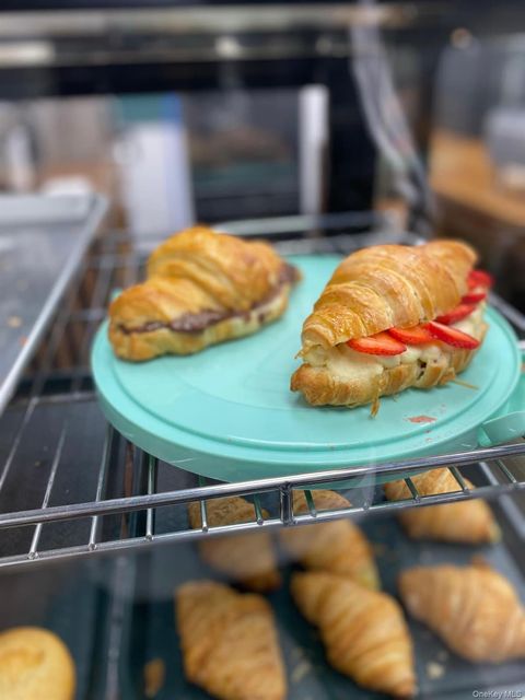 41-02A Green Point Avenue Astoria NY 11104