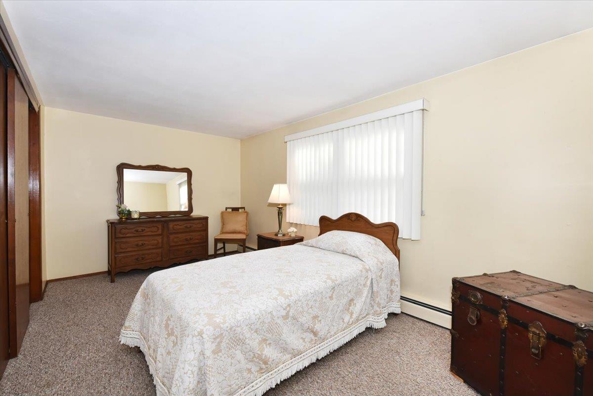 267 W Cadman Avenue, West Babylon, New York image 25