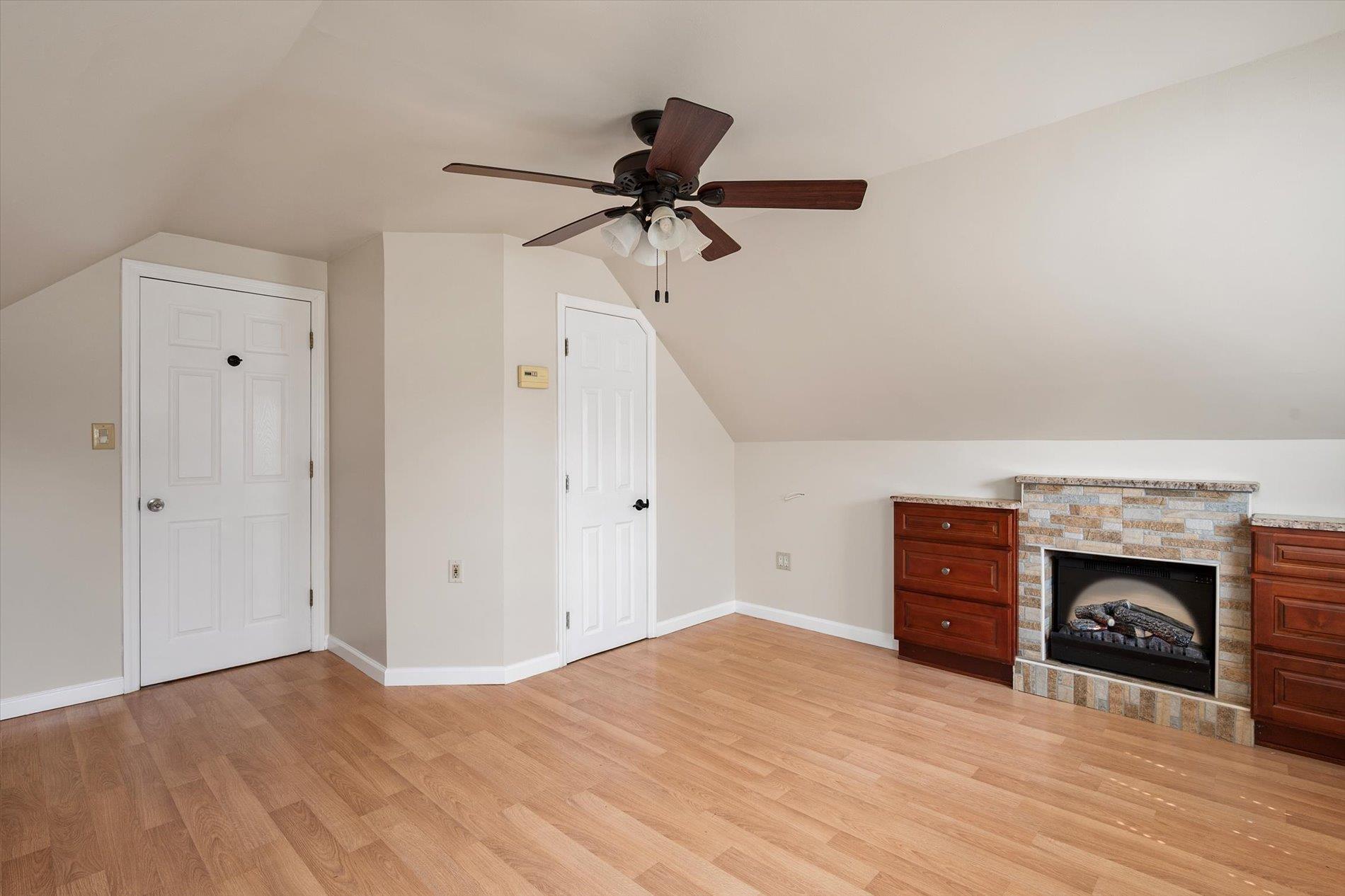 44 Needle Lane, Levittown, New York image 13