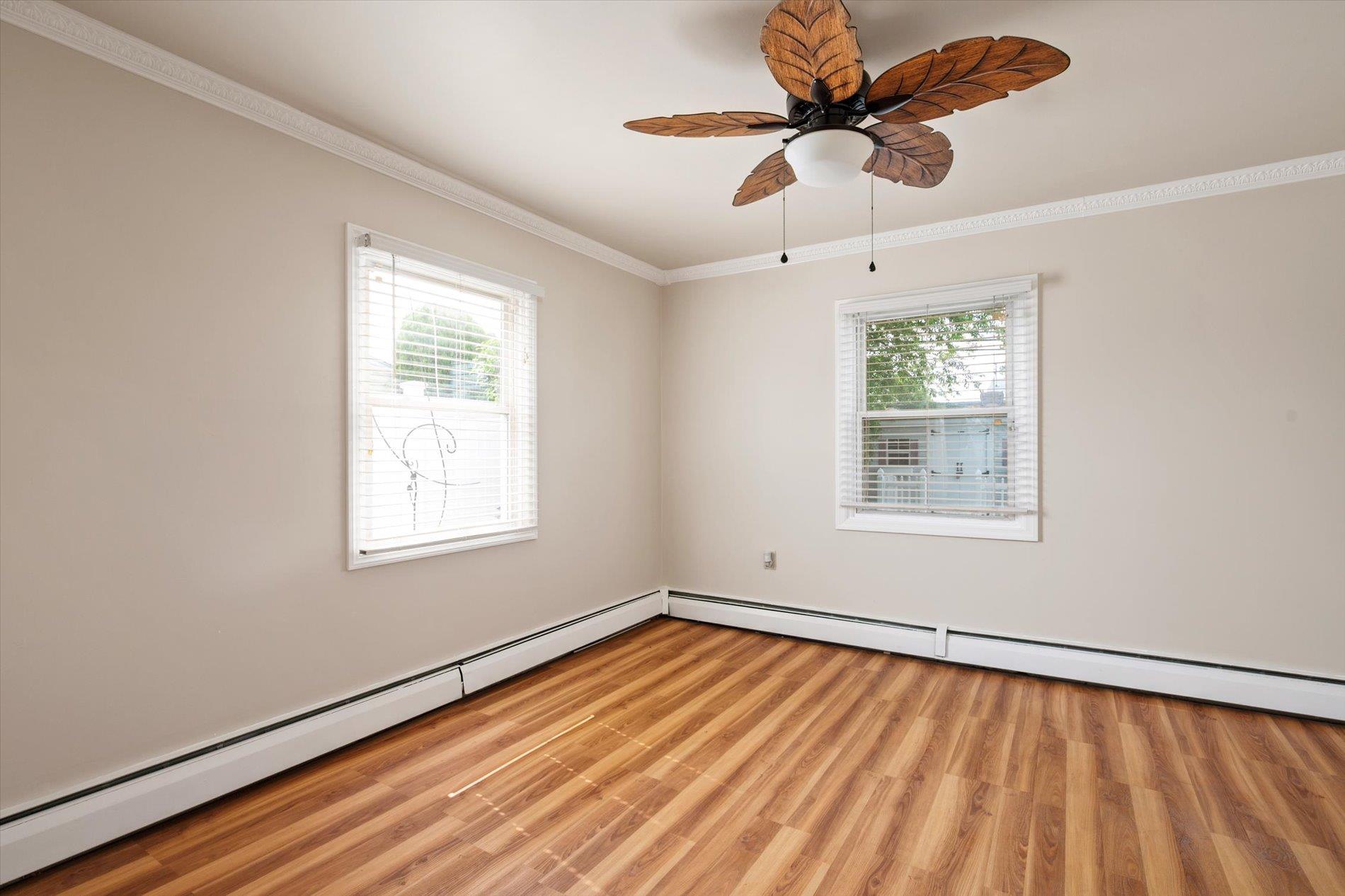 44 Needle Lane, Levittown, New York image 11