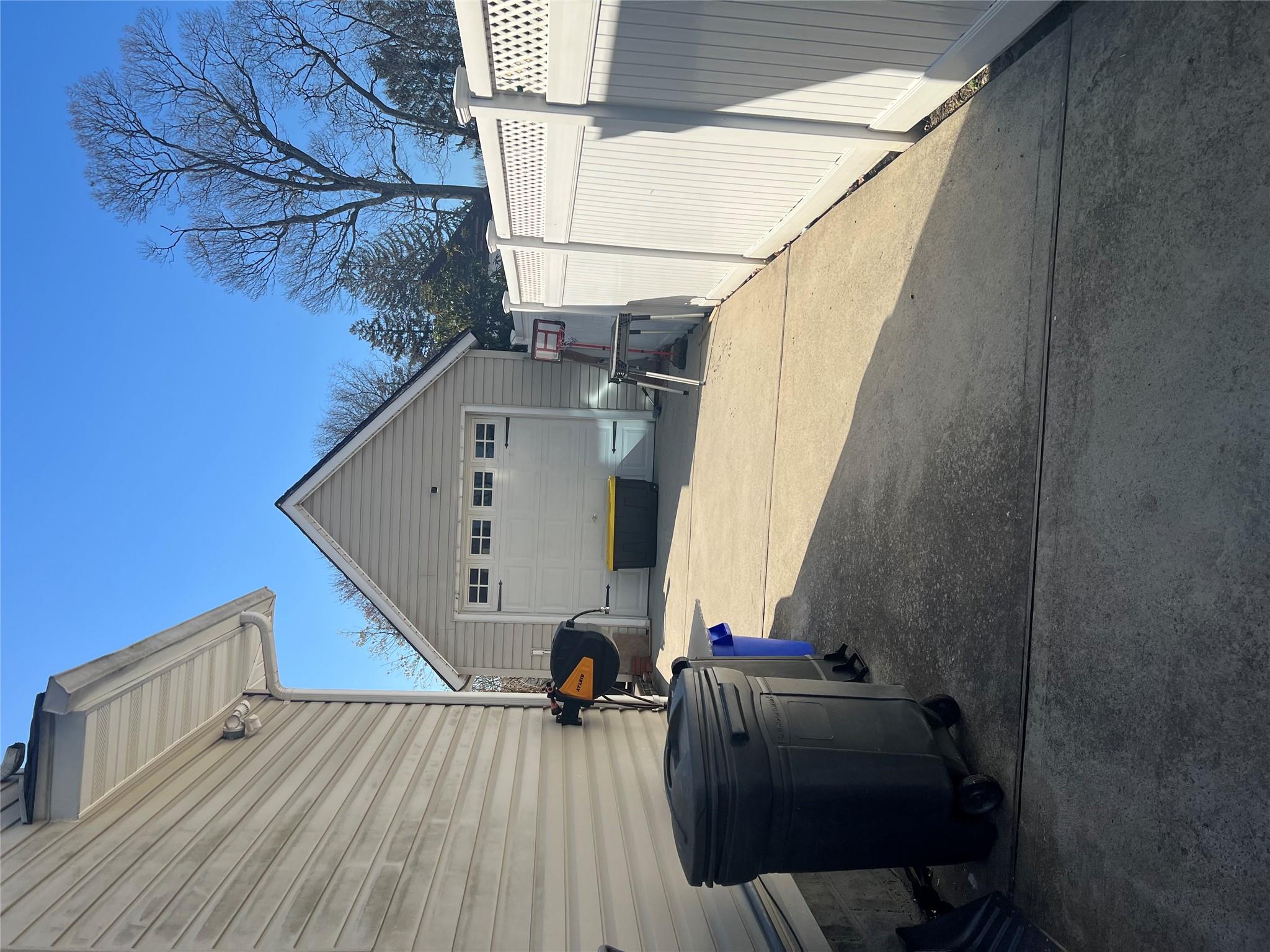 50 Roosevelt Avenue, Freeport, New York image 5