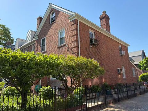 71-09 34th Avenue Jackson Heights NY 11372