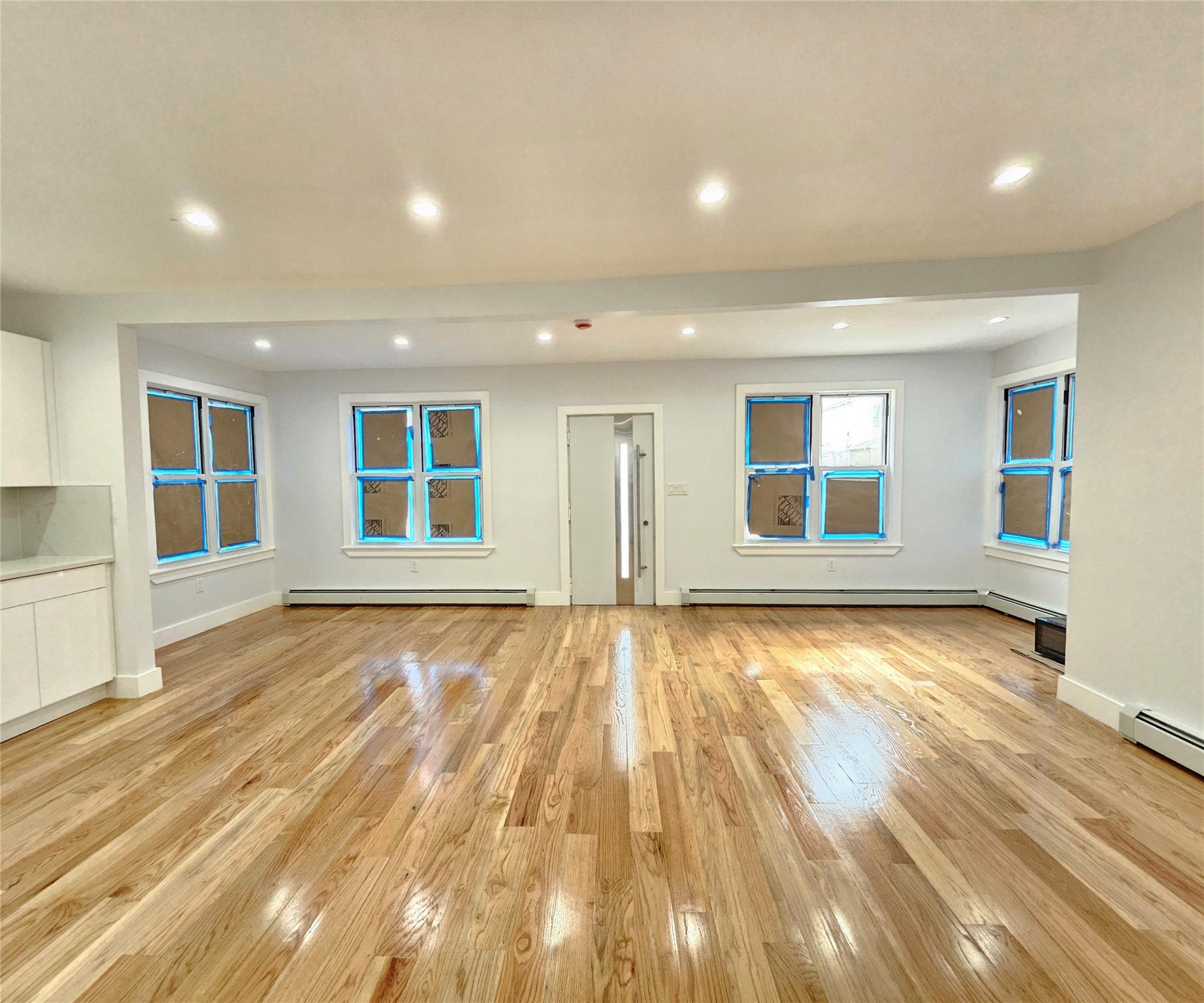 158-29 75 ave