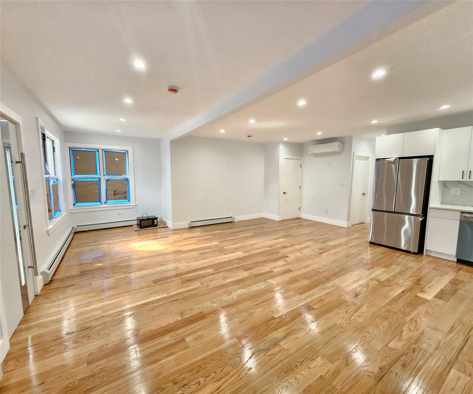 158-29 75 ave
