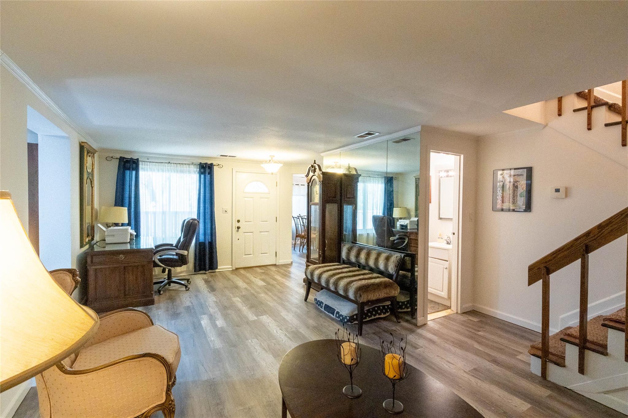 193 Skyline Drive, Coram, New York image 11