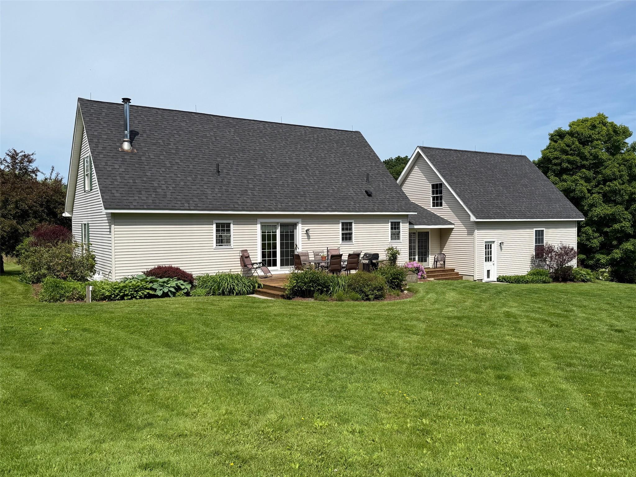 18 Ohandley Drive, Amenia, New York image 23