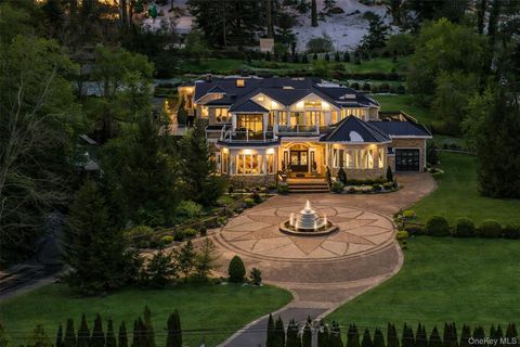 333 E Shore Road Kings Point NY 11023