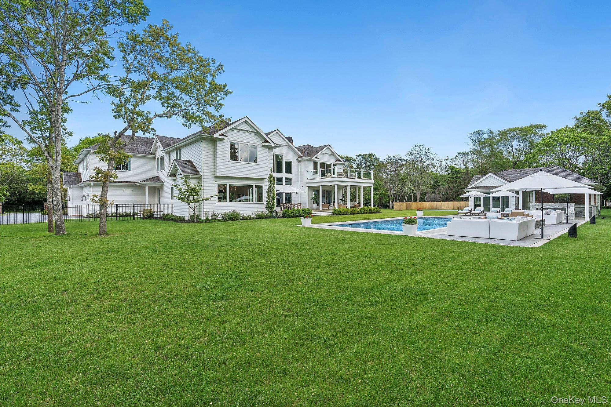 4 Heatherwood Lane