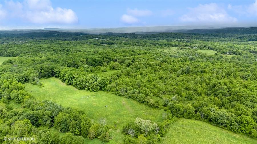 Gretna Road, Pleasant Valley, New York image 2