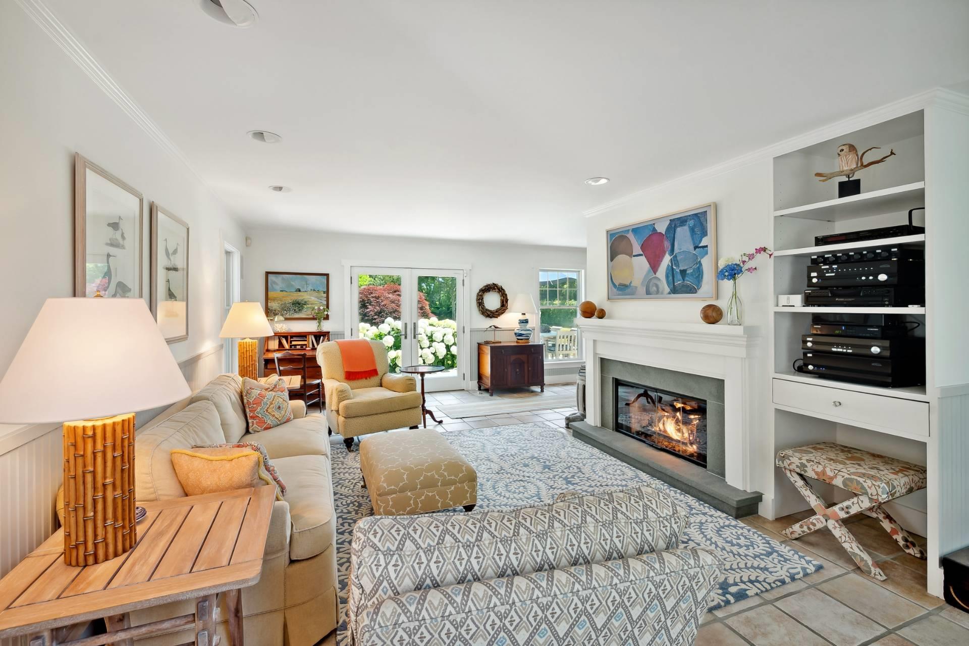 43 Greenleaf Lane