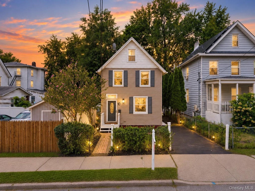 Photo of 10 Field Street, Peekskill, NY 10566 (MLS # 1049619)