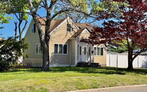 Homes For Sale - 51 Weston Avenue<br/> Deer Park, NY 11729