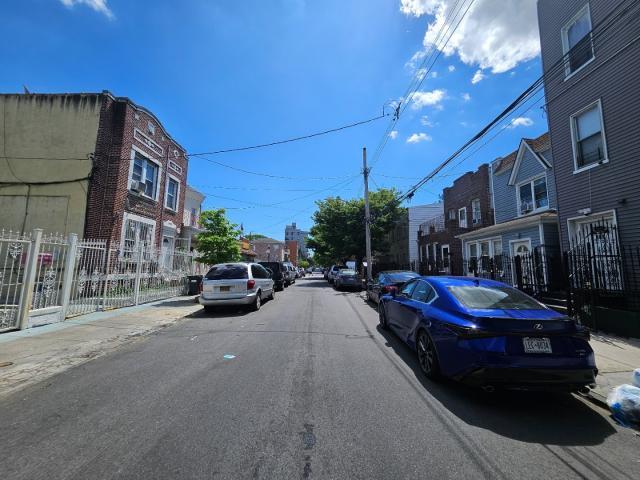 400 Linwood Street