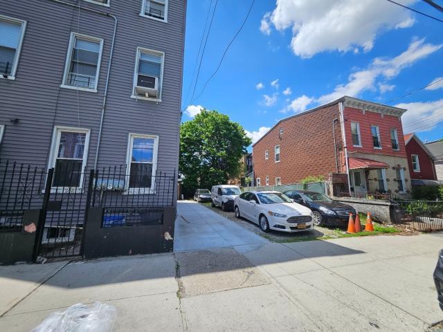 400 Linwood Street, Brooklyn, New York image 1
