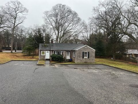 4 New Lane Selden NY 11784