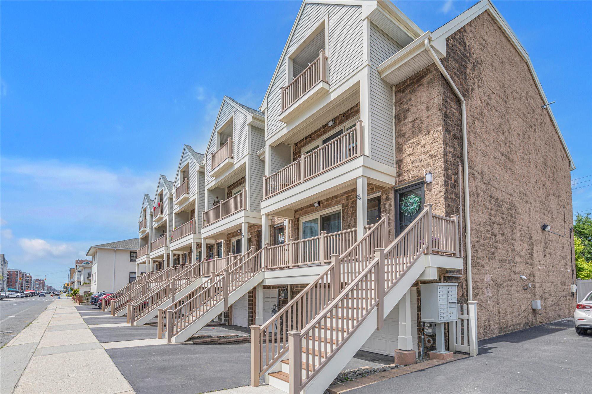 51 W Broadway #A, Long Beach, New York image 2