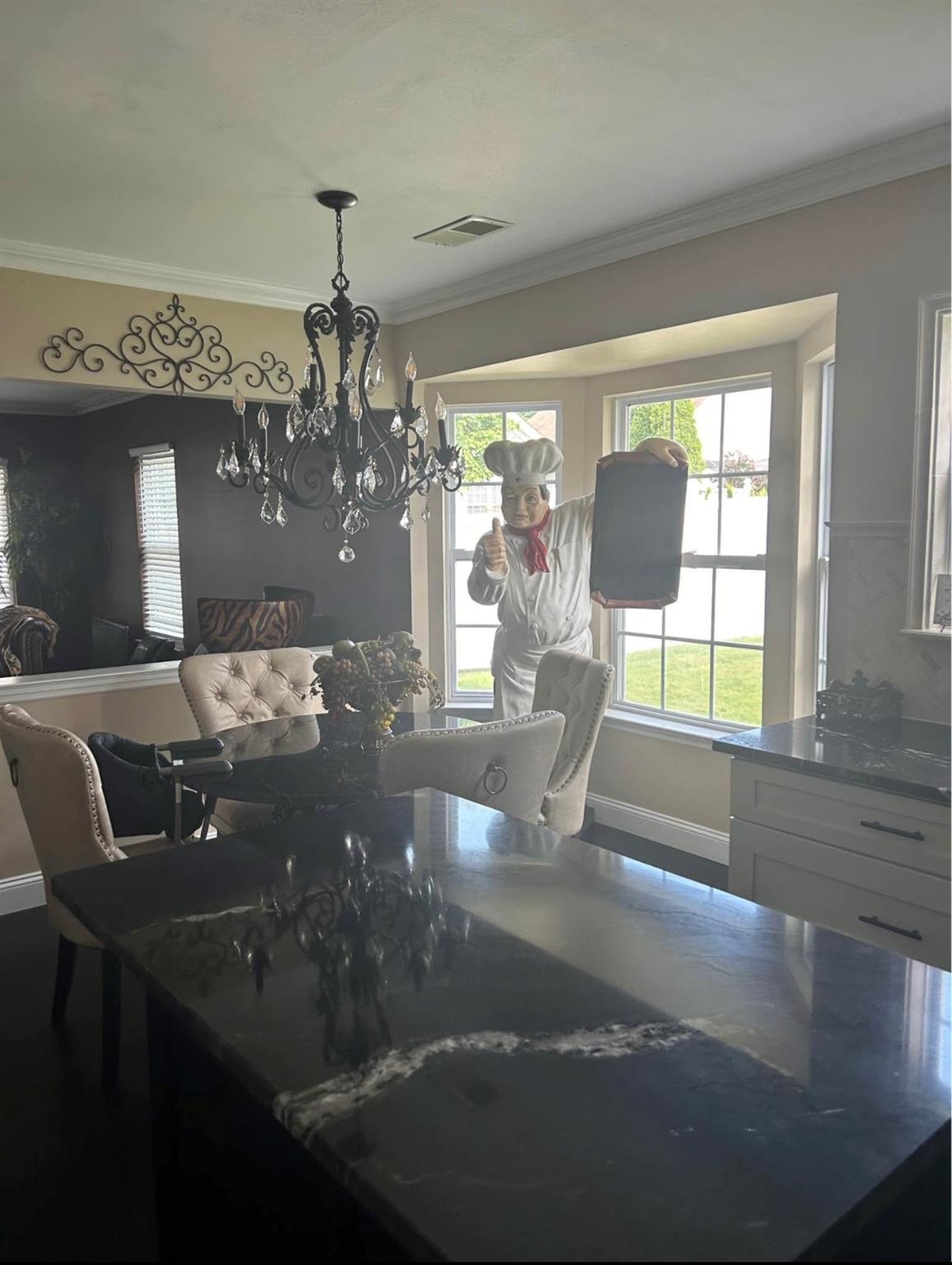 29 Perri Circle, Middle Island, New York image 5