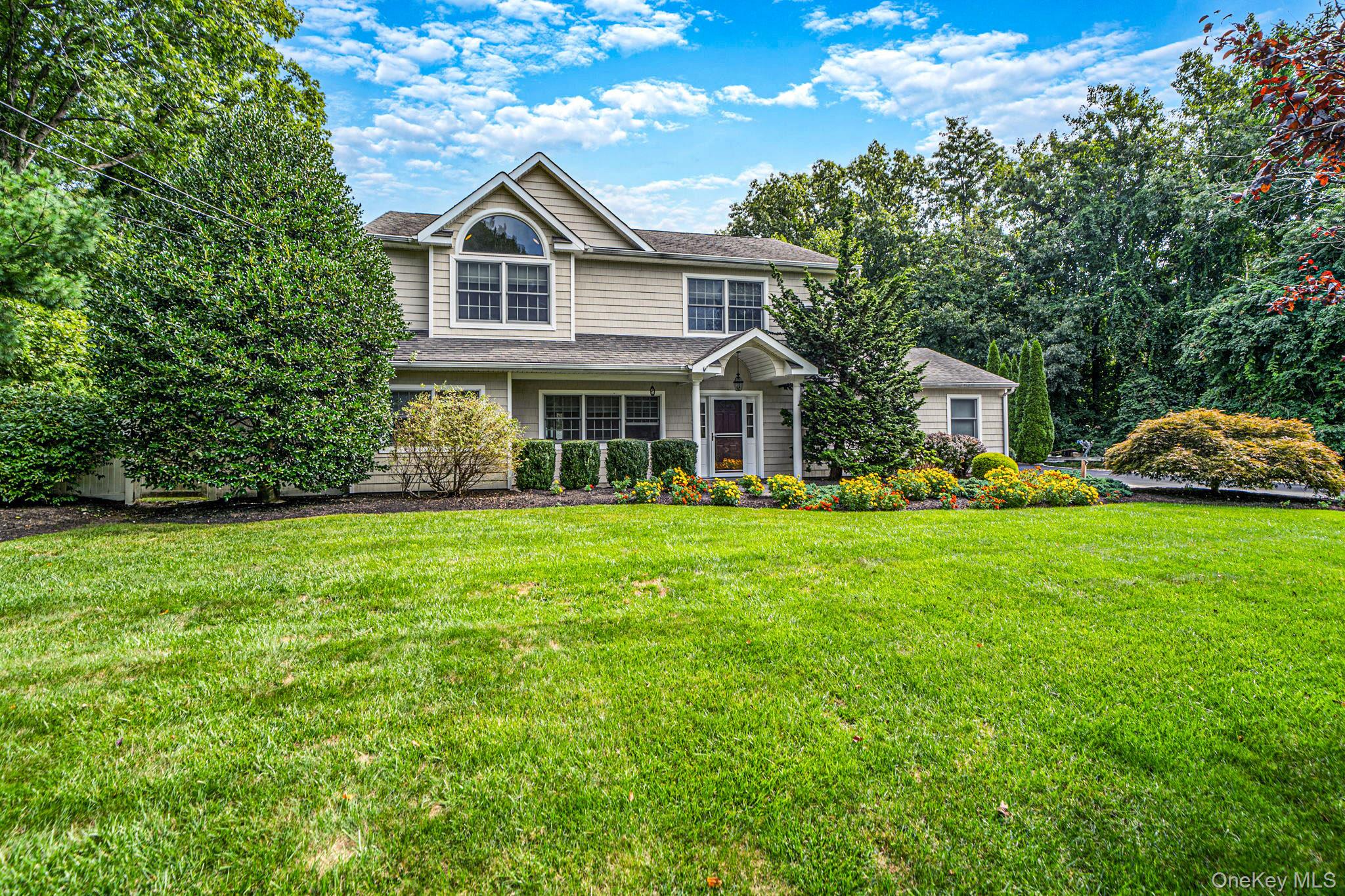 239 Radio Avenue - Photo 3