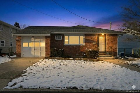 49 Atlantic Avenue, Carle Place, NY 11514 - MLS#: 954421