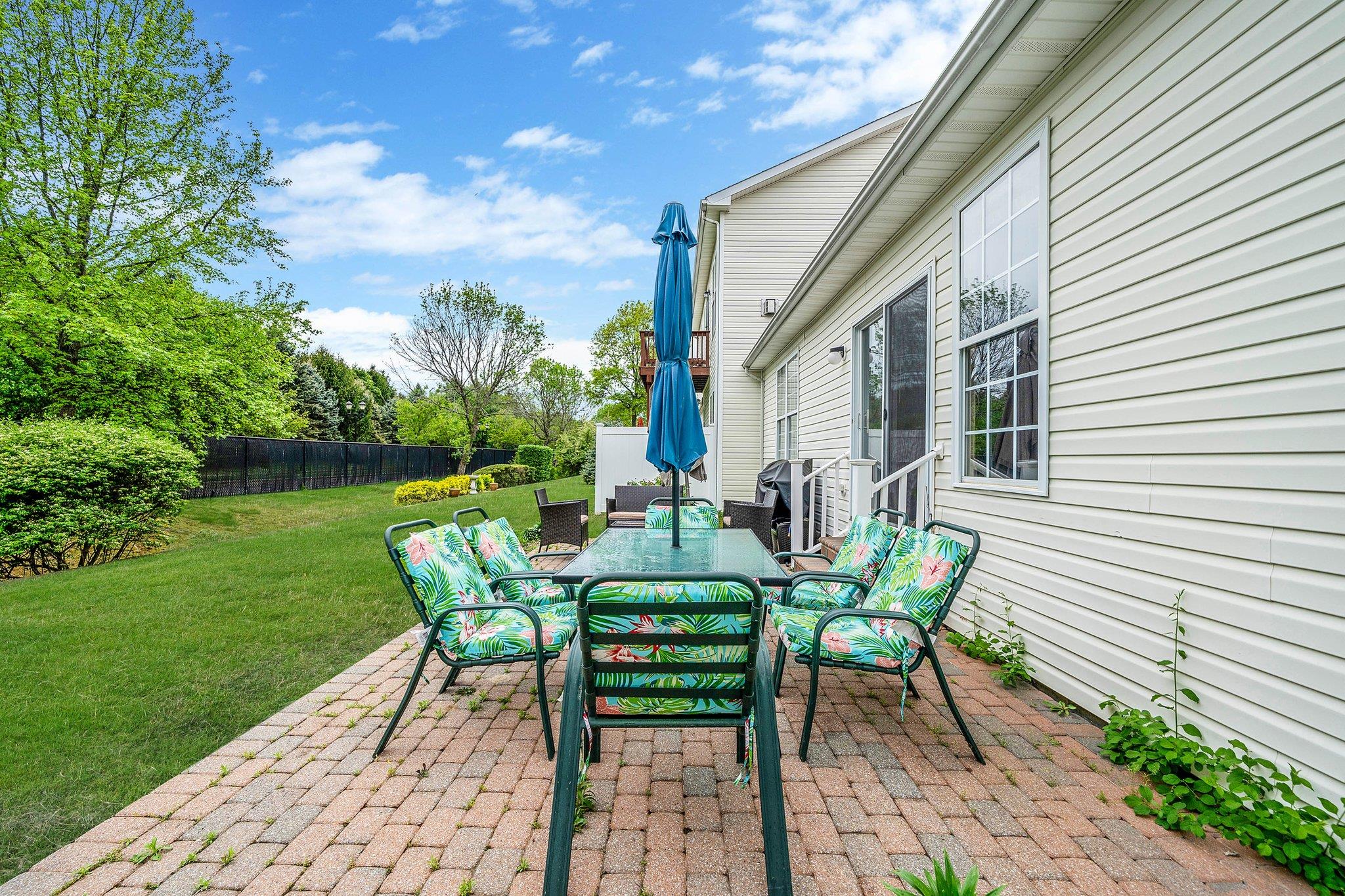 153 Constantine Way, Mount Sinai, New York image 26