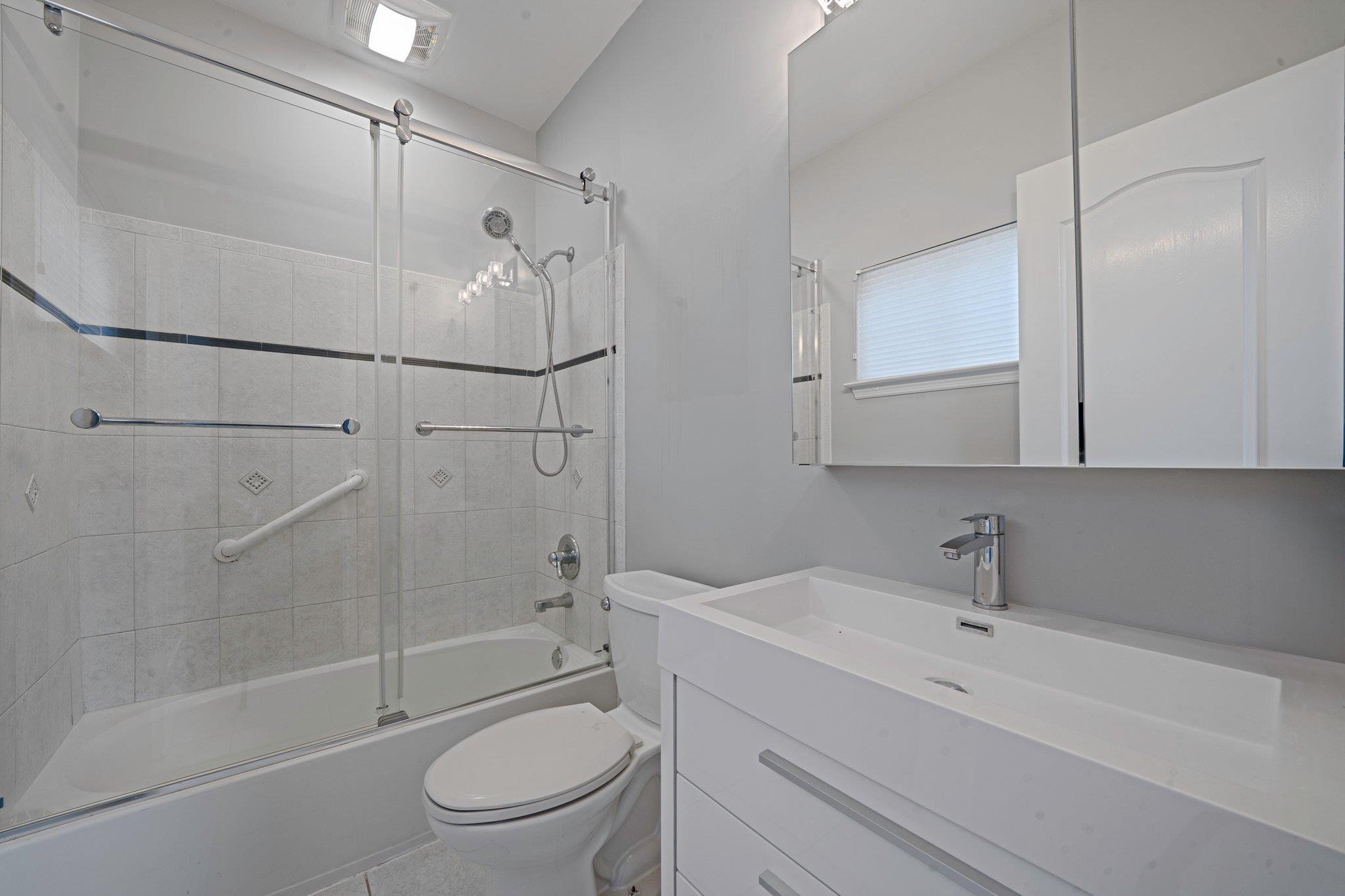 153 Constantine Way, Mount Sinai, New York image 13
