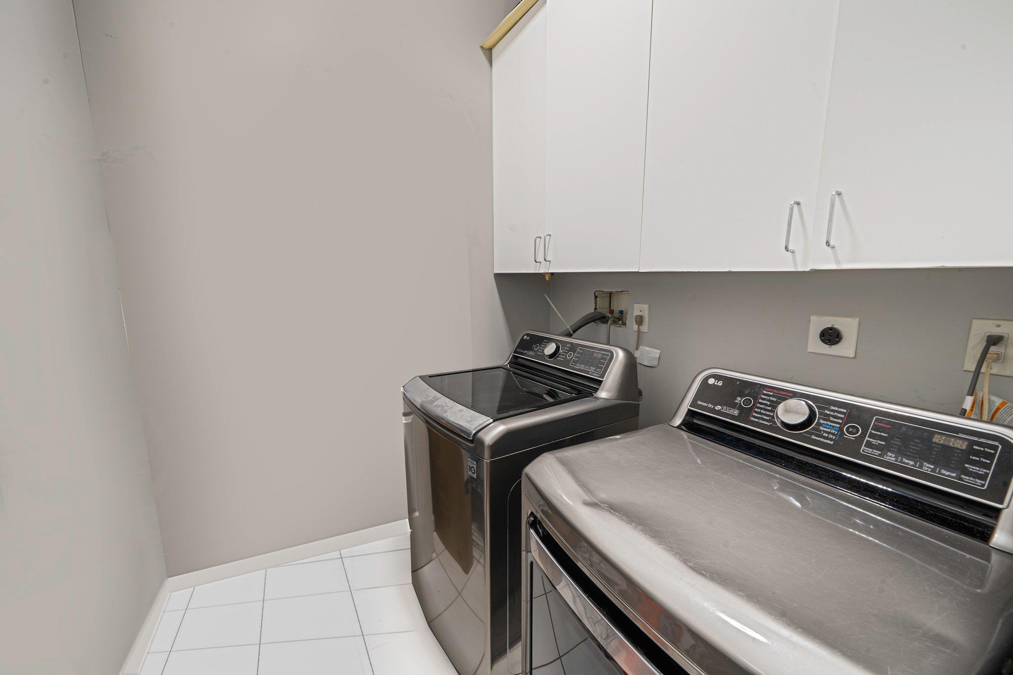 153 Constantine Way, Mount Sinai, New York image 11