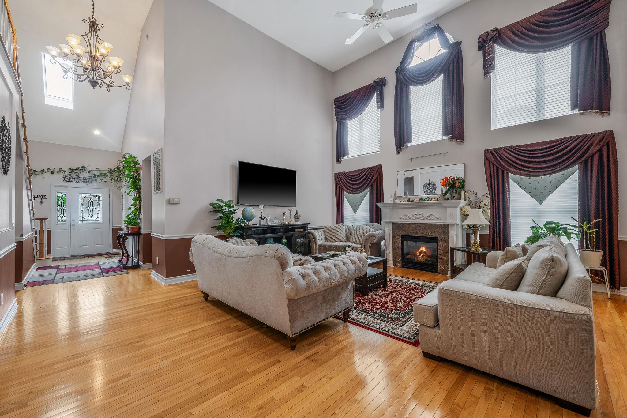 153 Constantine Way, Mount Sinai, New York image 3