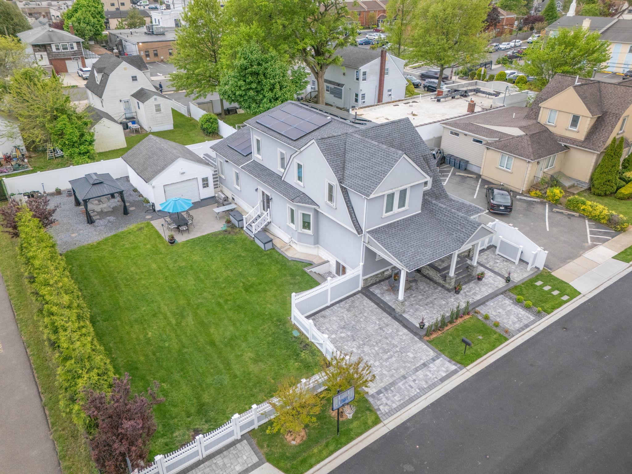 1 3rd Place, Bellmore, New York image 36